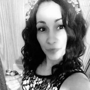 Meet your Posher, Elisa